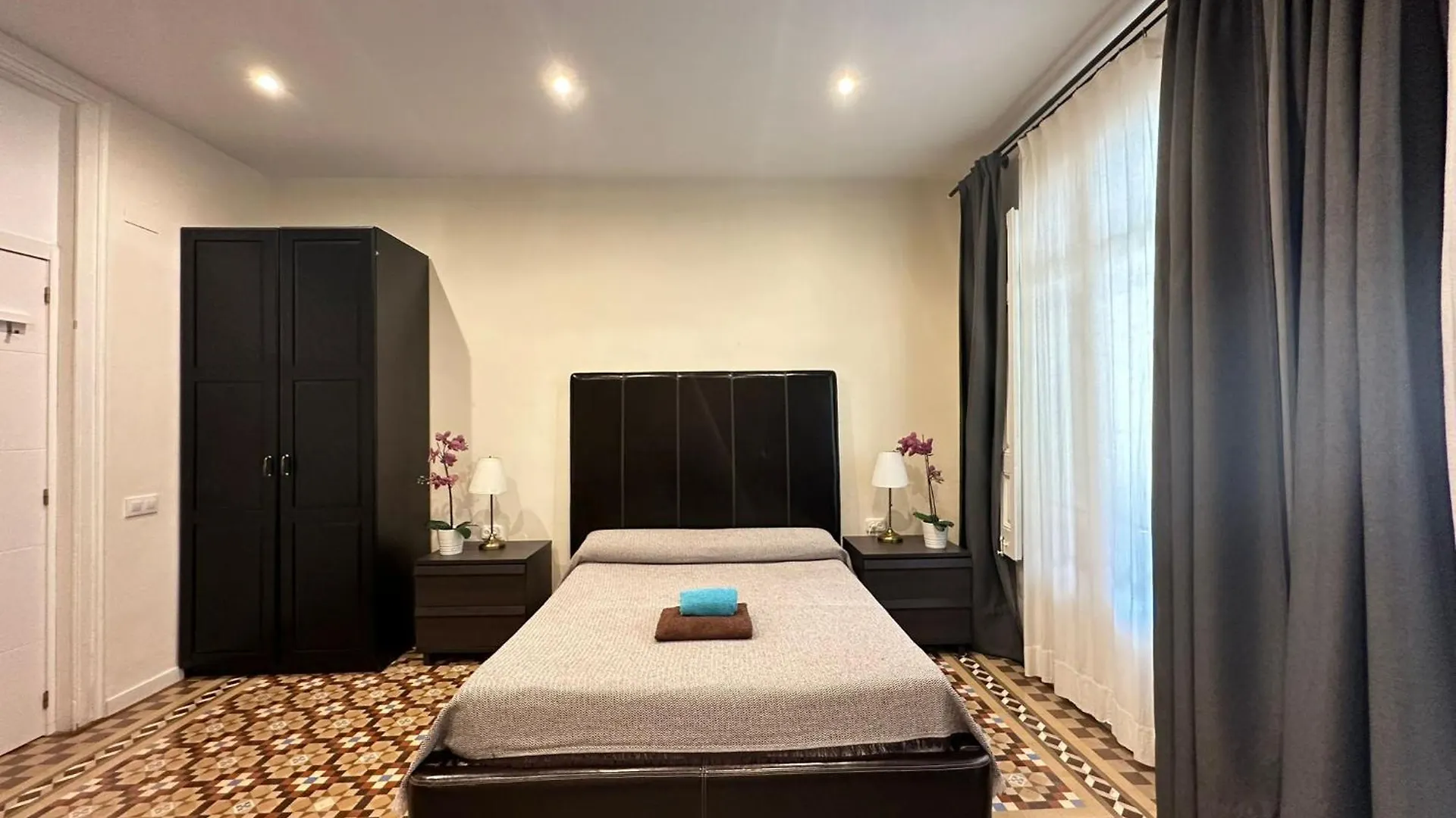 Rooms Balval 0*, Βαρκελώνη Ισπανία